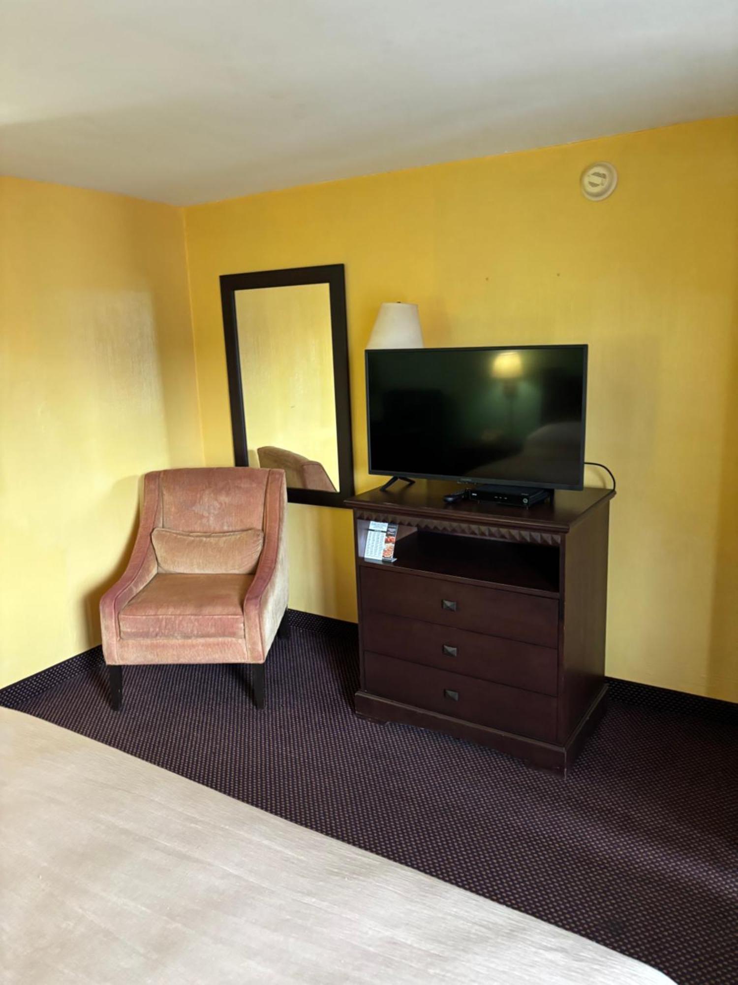 Budget Host Inn Сомерсет Экстерьер фото